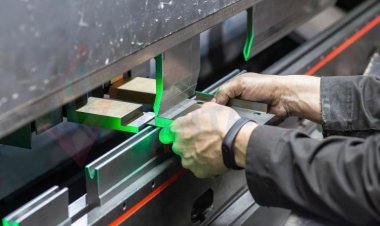 Las principales empresas en el mercado de estampado de metal por tamaño, participación, datos históricos y futuros y CAGR | Informe de Vantage Market Research