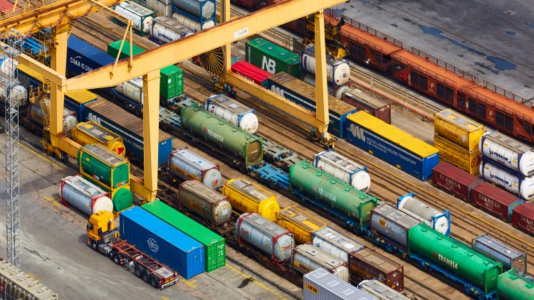 Top Companies in Rolling Stock Market by Size, Share, Historical and Future Data & CAGR | Report by Vantage Market Research